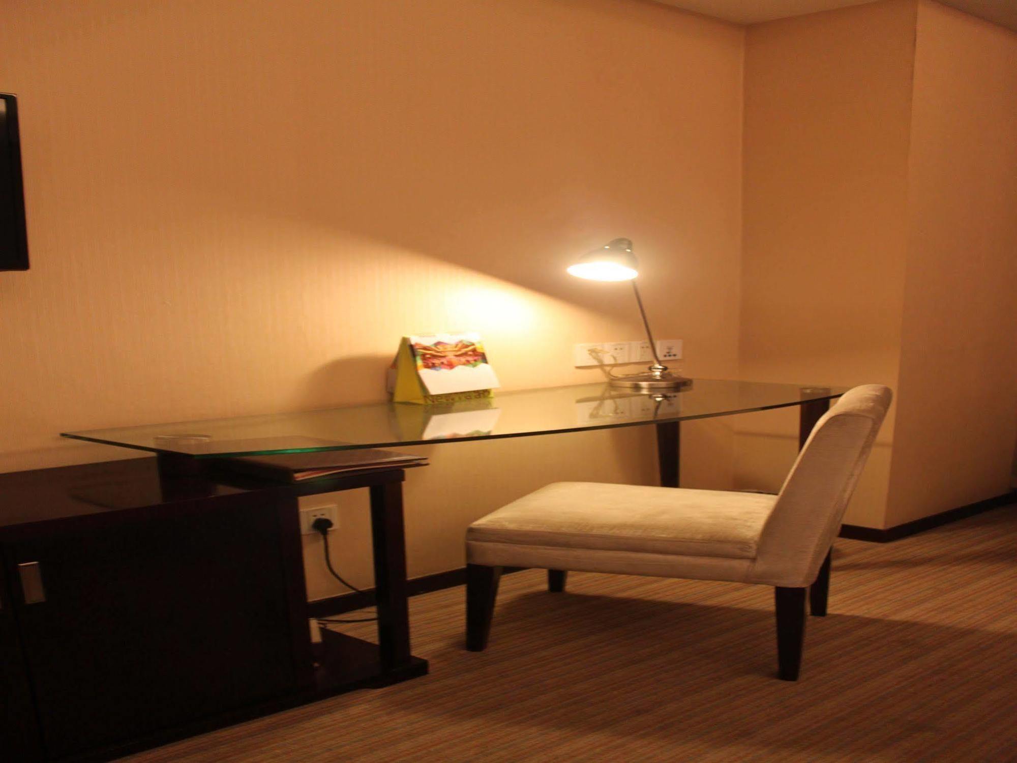 Zhengzhou Yuehai Hotel Εξωτερικό φωτογραφία